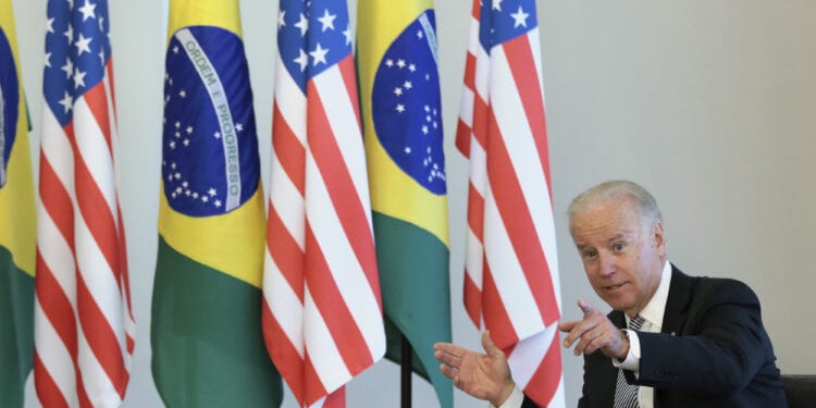 Presidente dos EUA, Joe Biden, durante visita ao Brasil quando ocupava a vice-presidência 
31/05/2013
REUTERS/Ueslei Marcelino