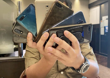 Os sete smartphones ajudam a obter mais pontos e cupons. Foto: Nikkan SPA!