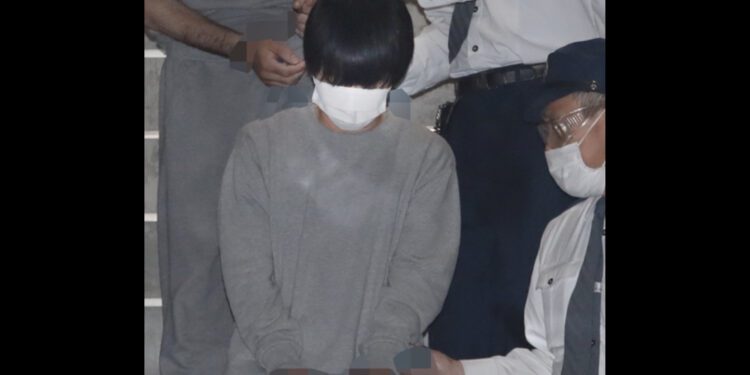 Takuma Ohashi durante a prisão. Foto: Reprodução/Nikkan Gendai.