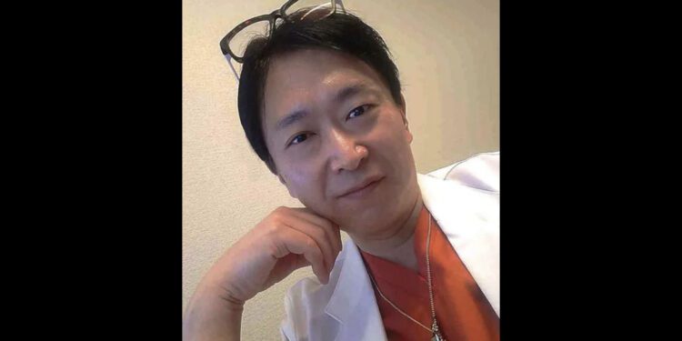 Médico psiquiatra Jun Izawa, de 51 anos, foi preso em Tóquio. Foto: Reprodução/Smart Flash.