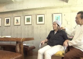 Yoshito e a esposa Mutsumi. Reprodução/FNN.