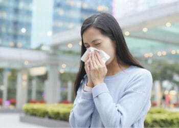 Maior dispersão de pólen deve causar transtornos aos alérgicos. Reprodução / Clínica Higashiura.