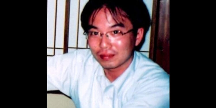 rubor-asiatico - ThingsOut Homem com o rosto vermelho ao beber álcool. Reprodução / Asahi.