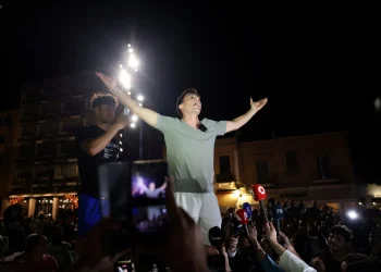 Fidias Panayiotou se tornou deputado independente do Parlamento Europeu. Reprodução / BBC News.