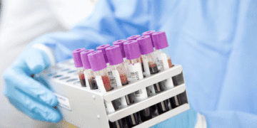 Japão avança na criação de sangue artificial compatível com todos os tipos sanguíneos - ThingsOut #image_title