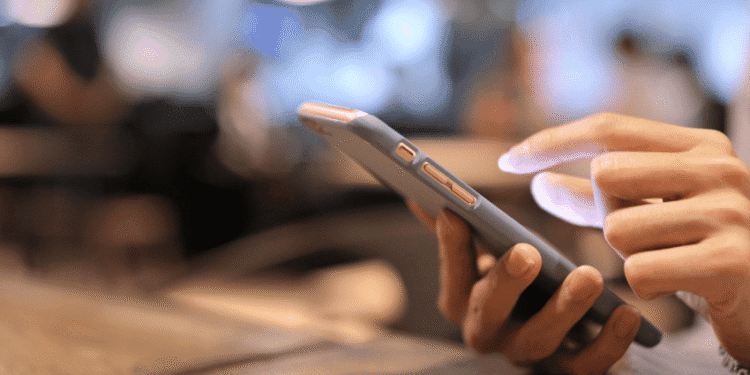 O alerta do sumaho yubi como o uso excessivo do smartphone pode prejudicar seus dedos e pulsos - ThingsOut #image_title