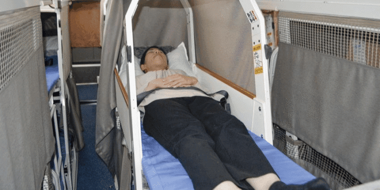 Japão terá primeiro ônibus noturno com poltronas que viram camas a partir de novembro - ThingsOut #image_title