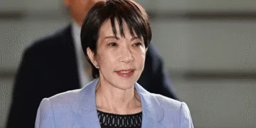 Primeira-Ministra Sanae Takaichi promete revisão da política de aceitação de estrangeiros no Japão - ThingsOut #image_title