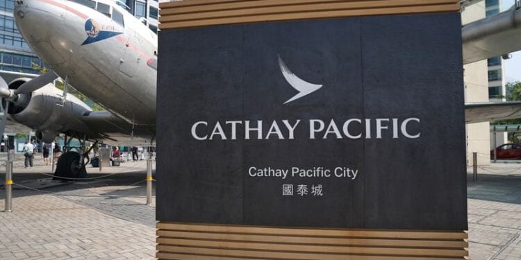 香港キャセイ航空、21年下期のキャッシュバーン減少見込む
